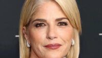 Selma Blair Terjerat Kasus Serangan Tingkat Kedua, Kini Bebas Setelah Membayar Uang Jaminan!