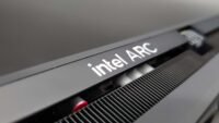 Intel GPU Semakin Kece! Pembaruan Driver Terbaru Klaim Peningkatan Hingga 31% fps di Resident Evil Requiem