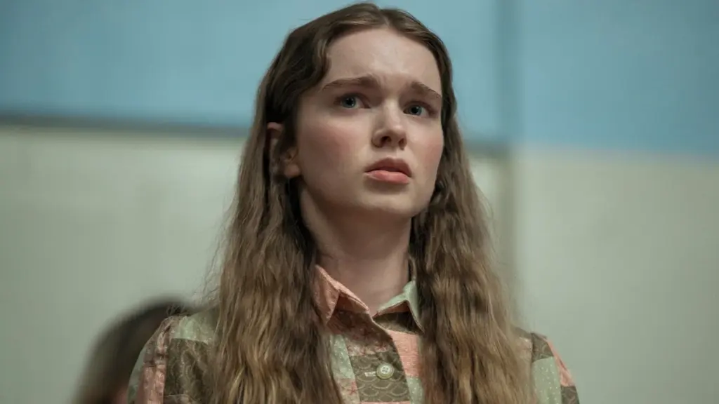 Summer H. Howell sebagai Carrie White dalam series CARRIE di Prime Video.
