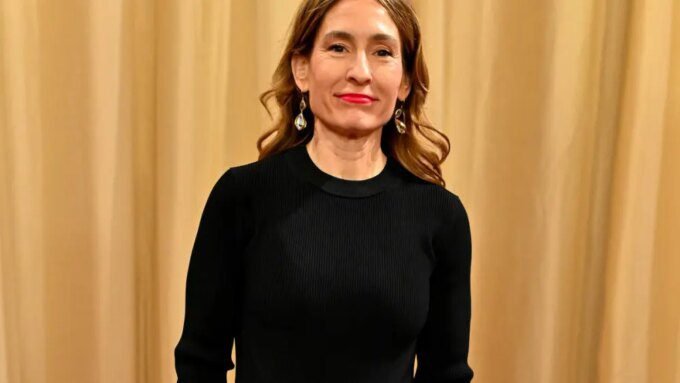 Michelle Hooper, EVP Pemasaran Searchlight Pictures, Kepergian Mengejutkan dari Studio!