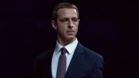 Ulasan 'The Social Reckoning' - Jeremy Strong Jadi Titik Lemah di Drama Jurnalistik Karya Aaron Sorkin yang Mengena!