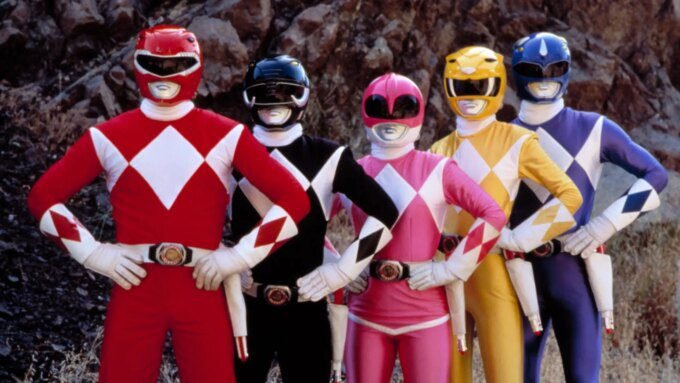 Kostum Reboot Power Rangers dari Netflix Akhirnya Terungkap & Fans Bersyukur "Syukurlah Ini Dibatalkan"