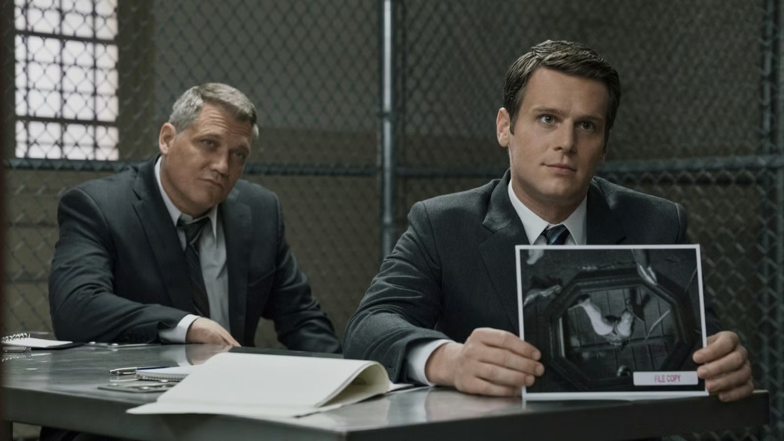 Pengganti 'Mindhunter' Russell Crowe Melesat Melewati 40 Juta Penonton di Netflix!