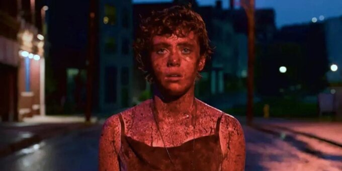 6 Tahun Lalu, Netflix Memperkenalkan Pengganti Sempurna Carrie dengan Bintang IT yang Dicintai (Tapi Dibatalkan Setelah Satu Musim)