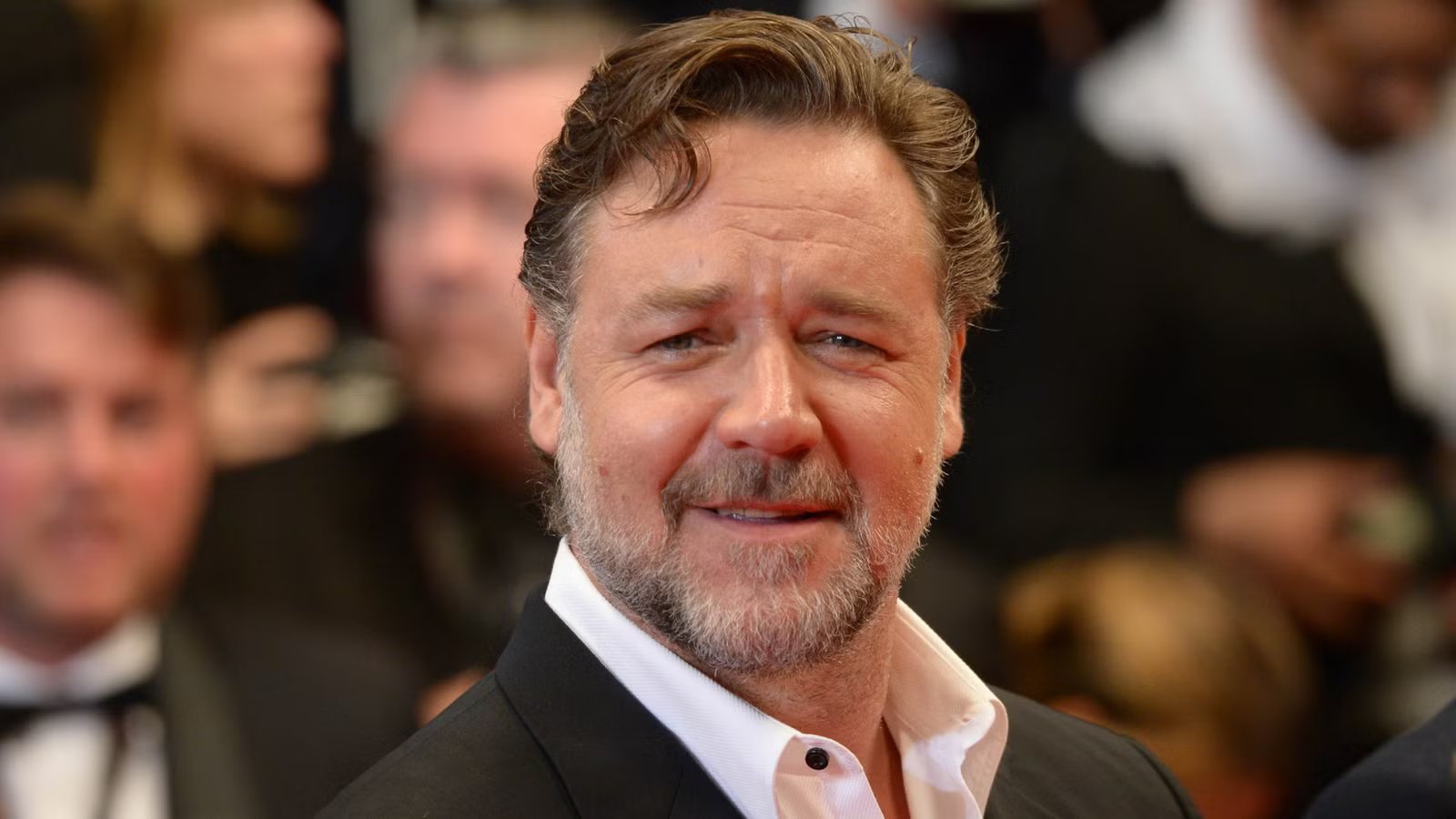 Film R-Rated Terbaru Russell Crowe Dominasi Streaming, Siap Mengguncang Dunia!
